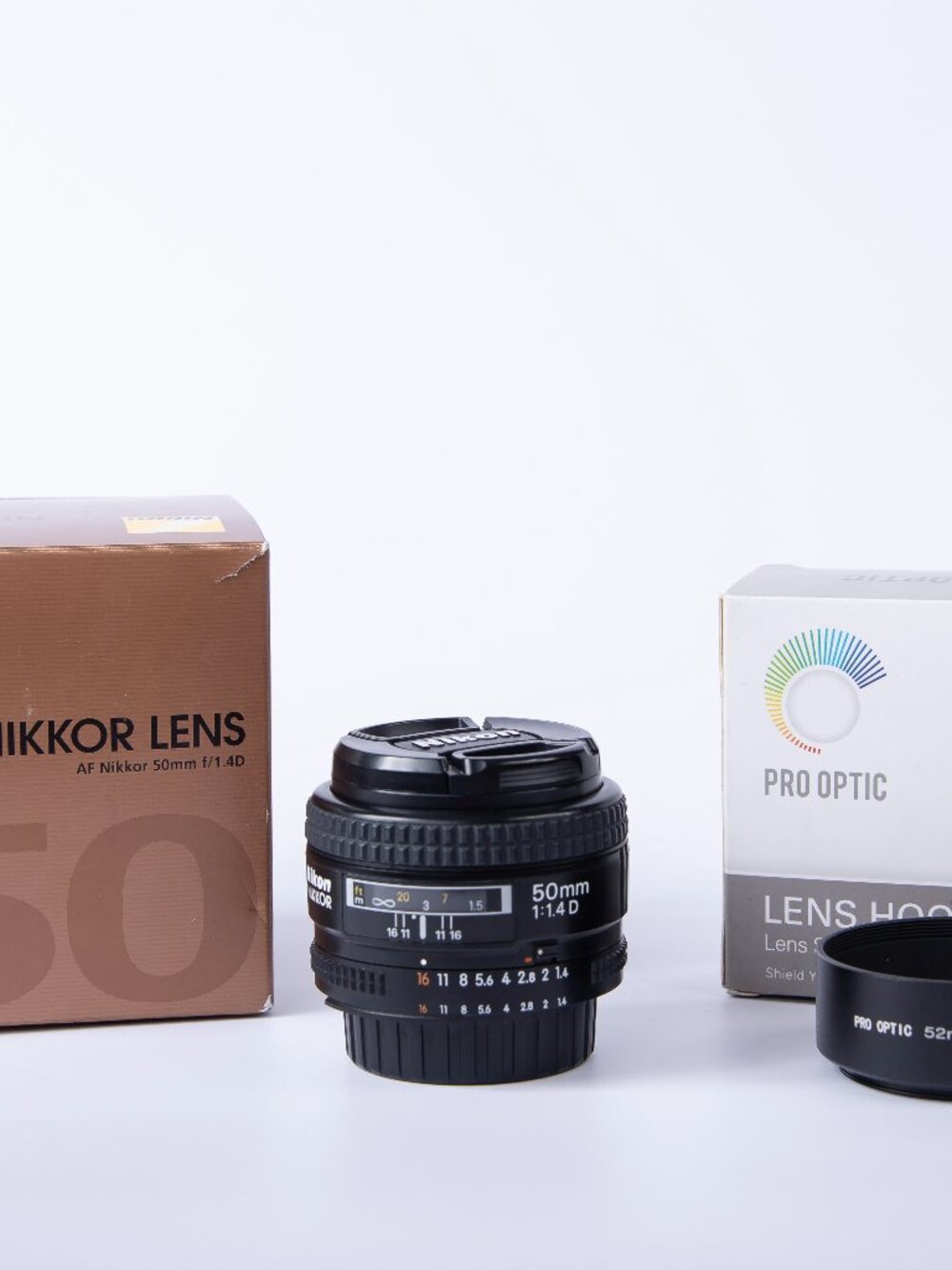 Nikon AF Nikkor 50mm F/1.4D Lens + Bonus EUC